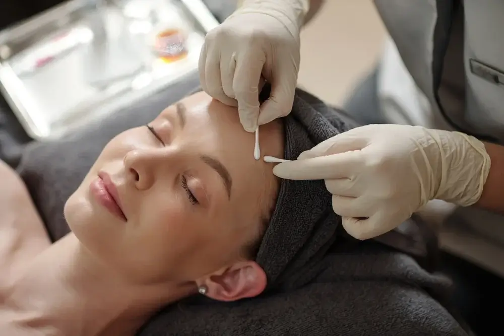 Điều Trị Mụn Bằng DPL Hiệu Quả Tại ACNE STUDIO